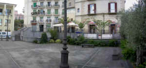 Piazza1.JPG (95469 byte)
